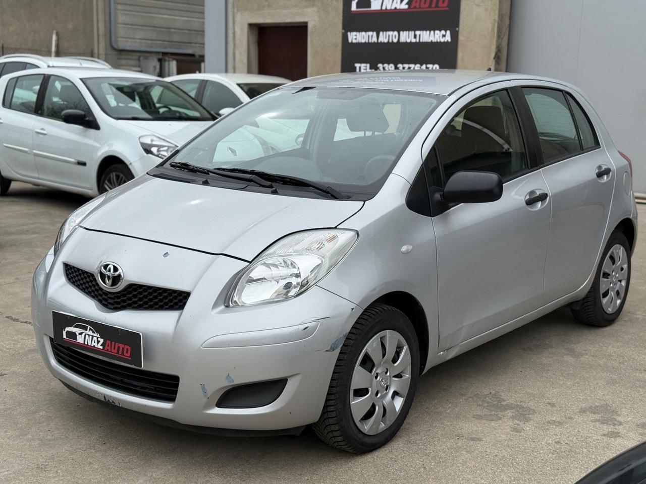 Toyota Yaris 1.0 5 porte