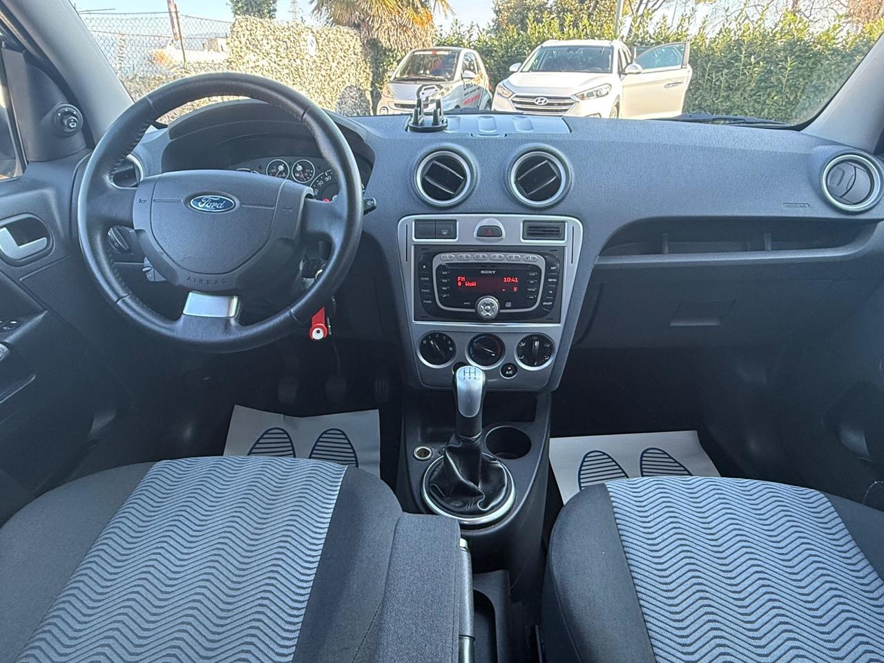 Ford Fusion 1.4 16V 5p. Titanium