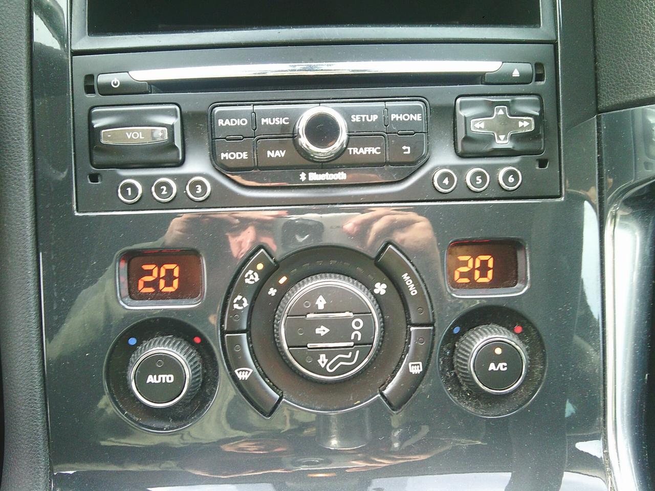 Peugeot 3008 2.0 HDi 163CV aut. Business