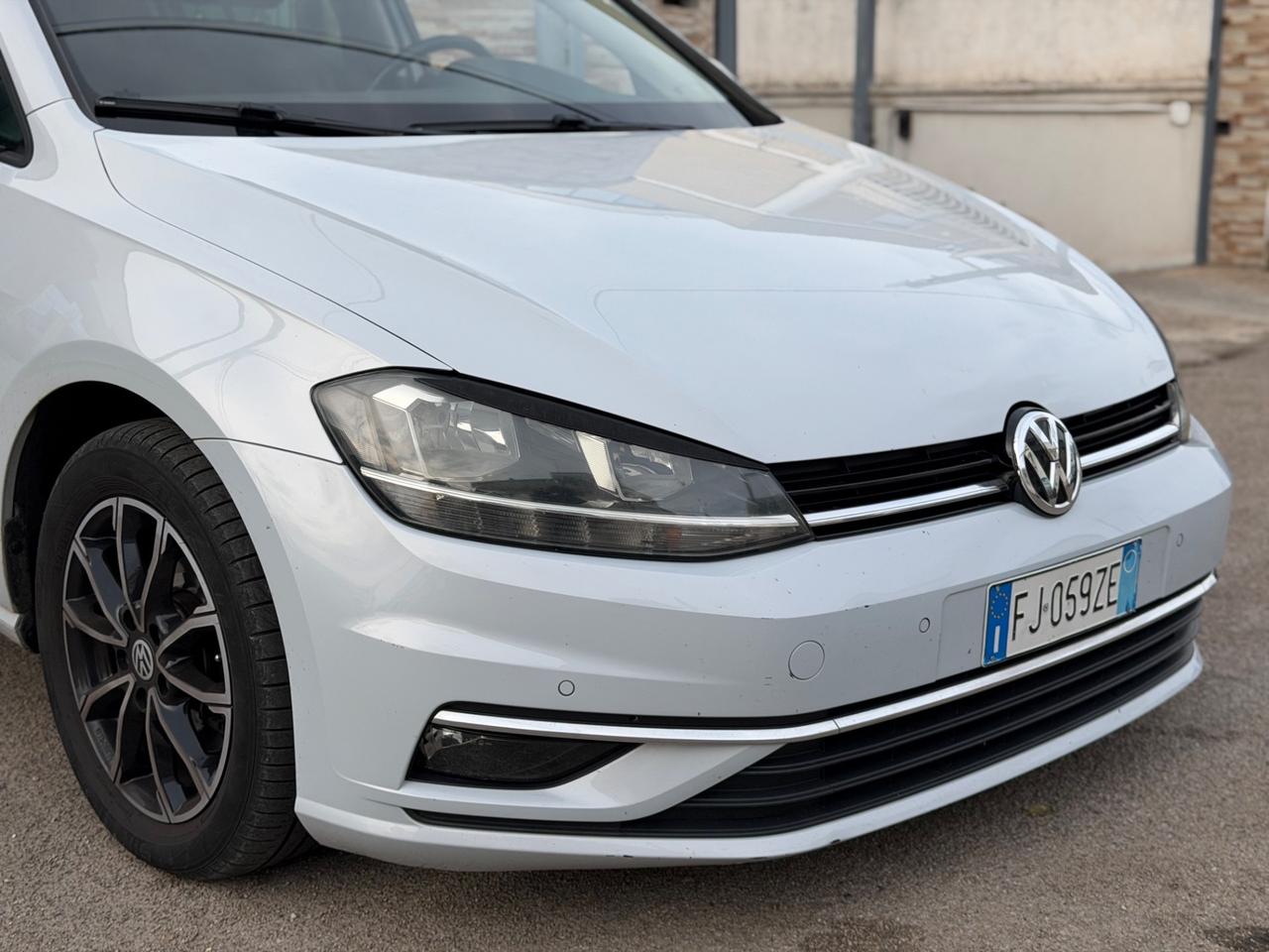 Volkswagen Golf 7.5 1.6 TDI 115 CV BlueMotion Technology-2017/LED/COMANDI