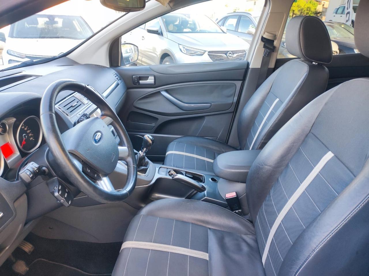 Ford Kuga 2.0 TDCi 136 CV 4WD Titanium DPF