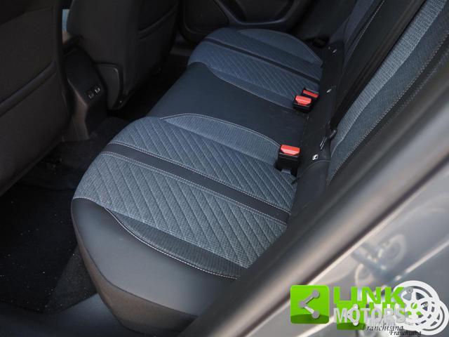 PEUGEOT 2008 1.5 HDI ALLURE EAT8