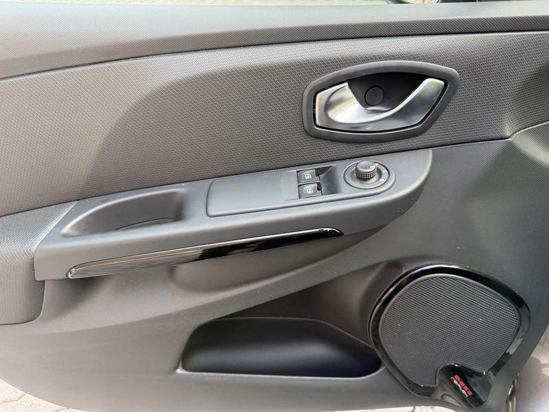 Renault Clio Clio 5p 1.2 Wave 75cv + NAVIGATORE SENZA VINCOLI !!!!