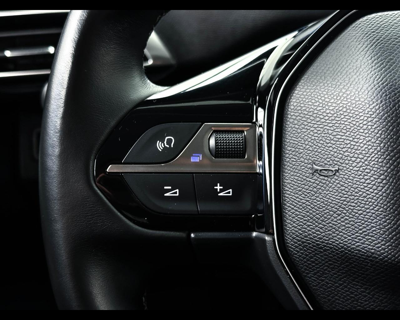 PEUGEOT 3008 2ª serie - 3008 PureTech Turbo 130 S&S Active