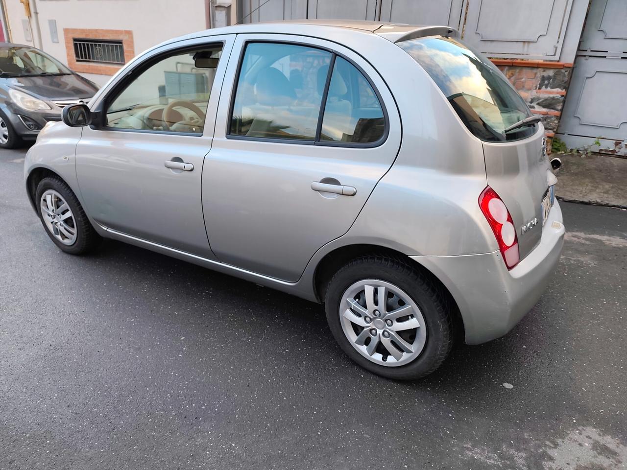 Nissan Micra 1.2 5 porte benzina