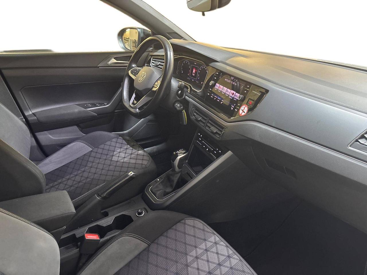 Volkswagen Taigo 1.0 tsi R-Line 110cv dsg