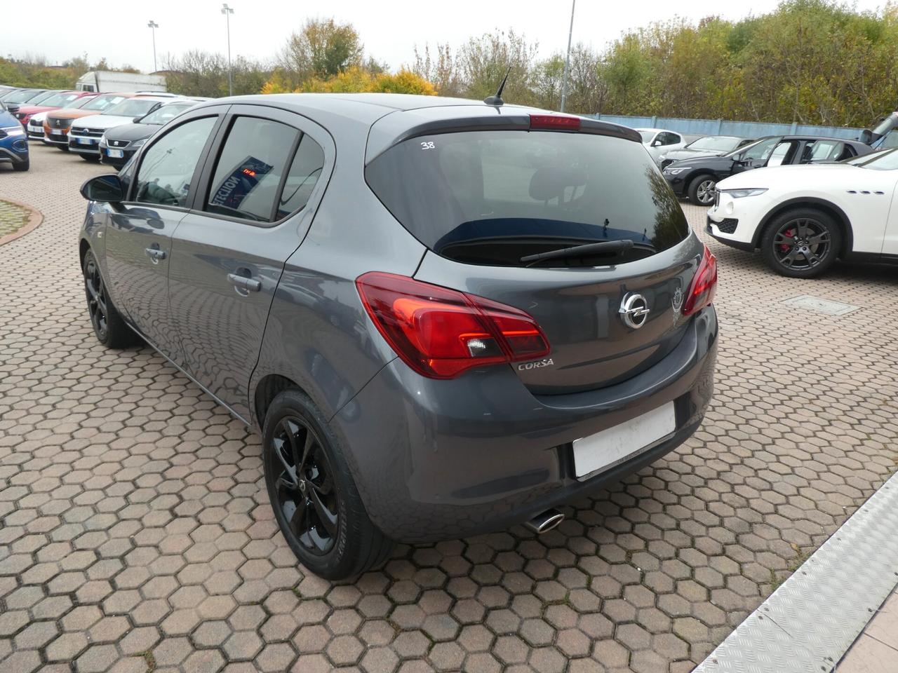 Opel Corsa 1.4 90CV GPL Tech 5 porte OK NEOPATENTATI