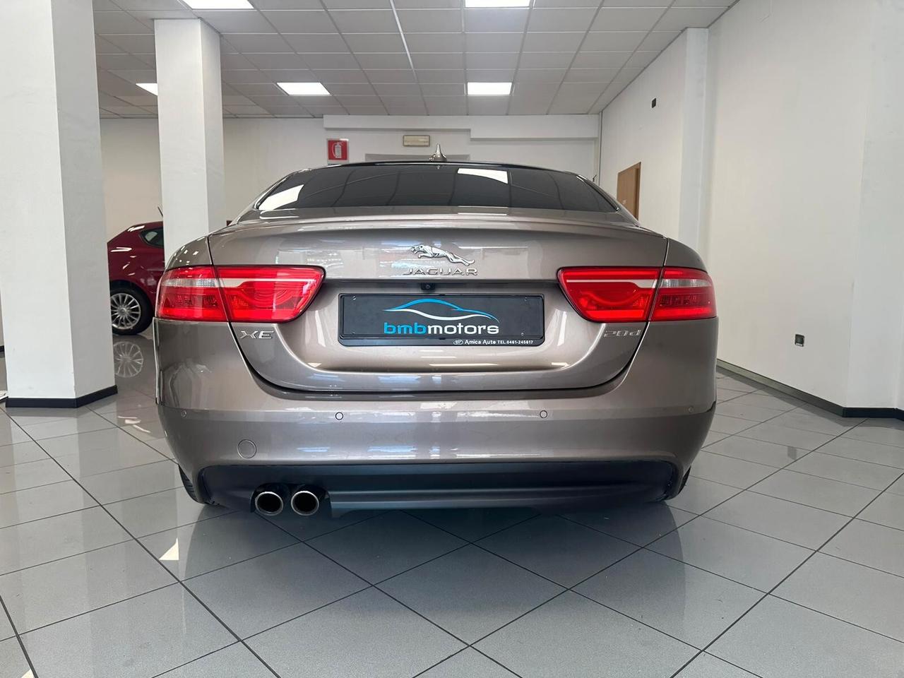 Jaguar XE 2.0 D Turbo 180CV aut. R-Sport