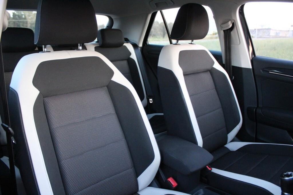 VOLKSWAGEN T-Roc 1.6 TDI *FULL LED *Quadro digitale