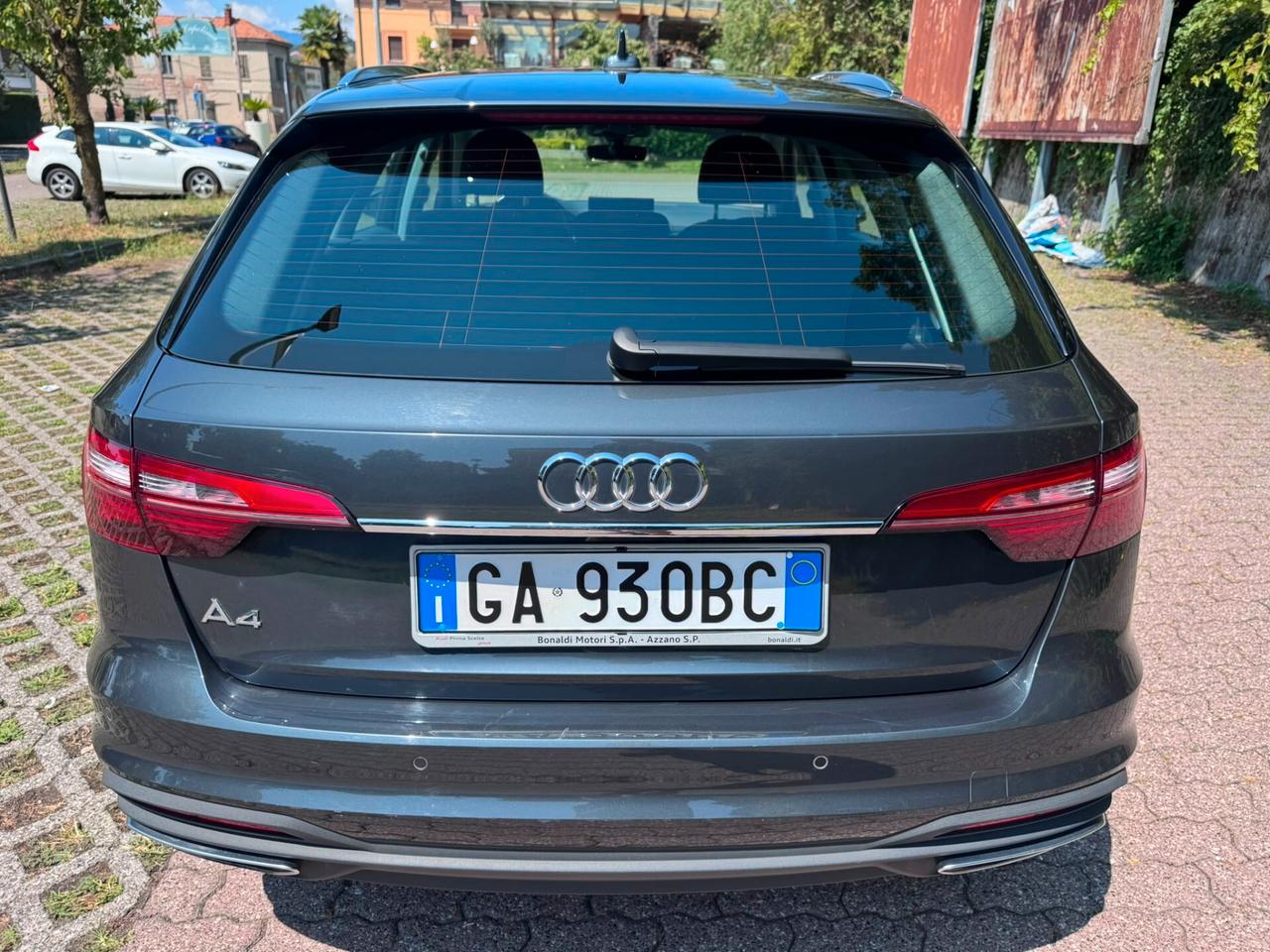 Audi A4 Avant 30 TDI/136 CV S tronic Business Advanced*EURO6