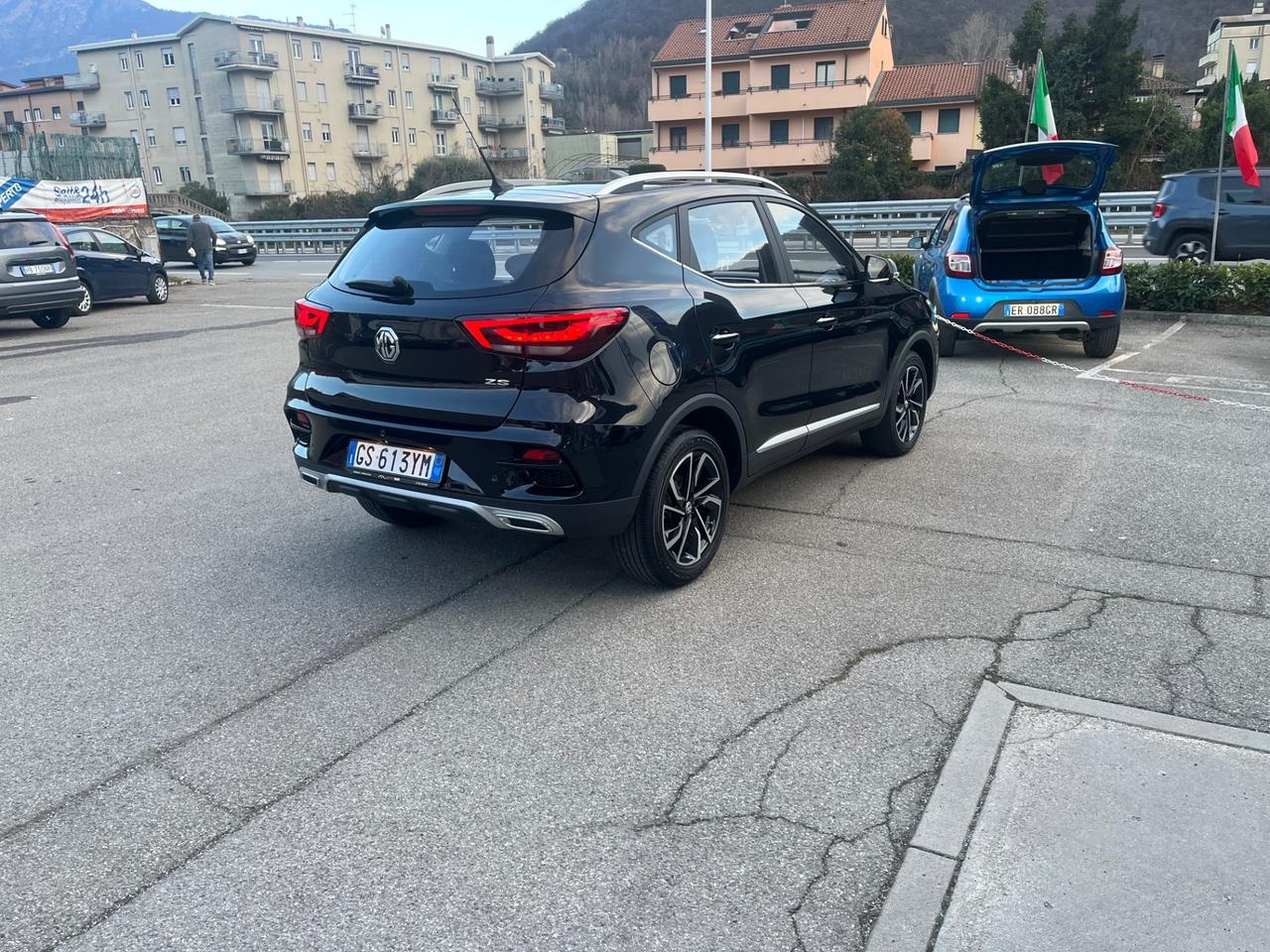 MG ZS LUXURY - 2024