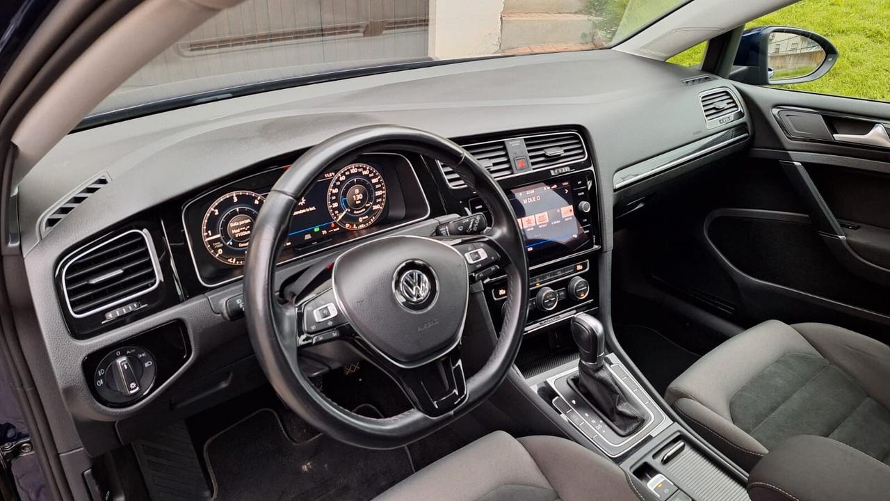 VW Golf 7.5 DSG 4MOTION VIRTUAL ACC 4x4