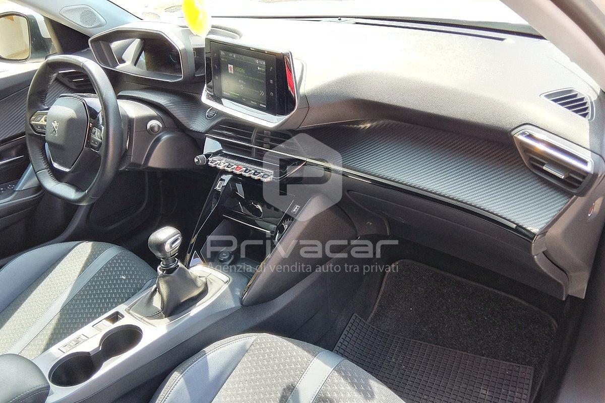 PEUGEOT 2008 PureTech 100 S&S Allure