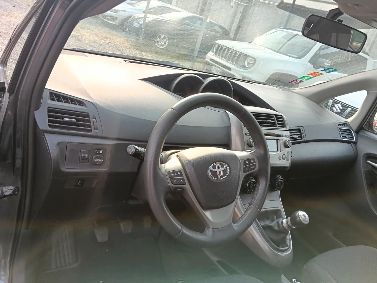 Toyota Verso 2.0 D Sol 7 posti
