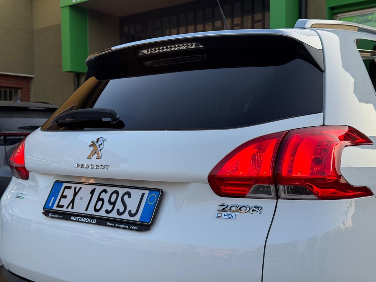 Peugeot 2008 1.6 e-HDi 92 CV Stop&Start Urban Cross