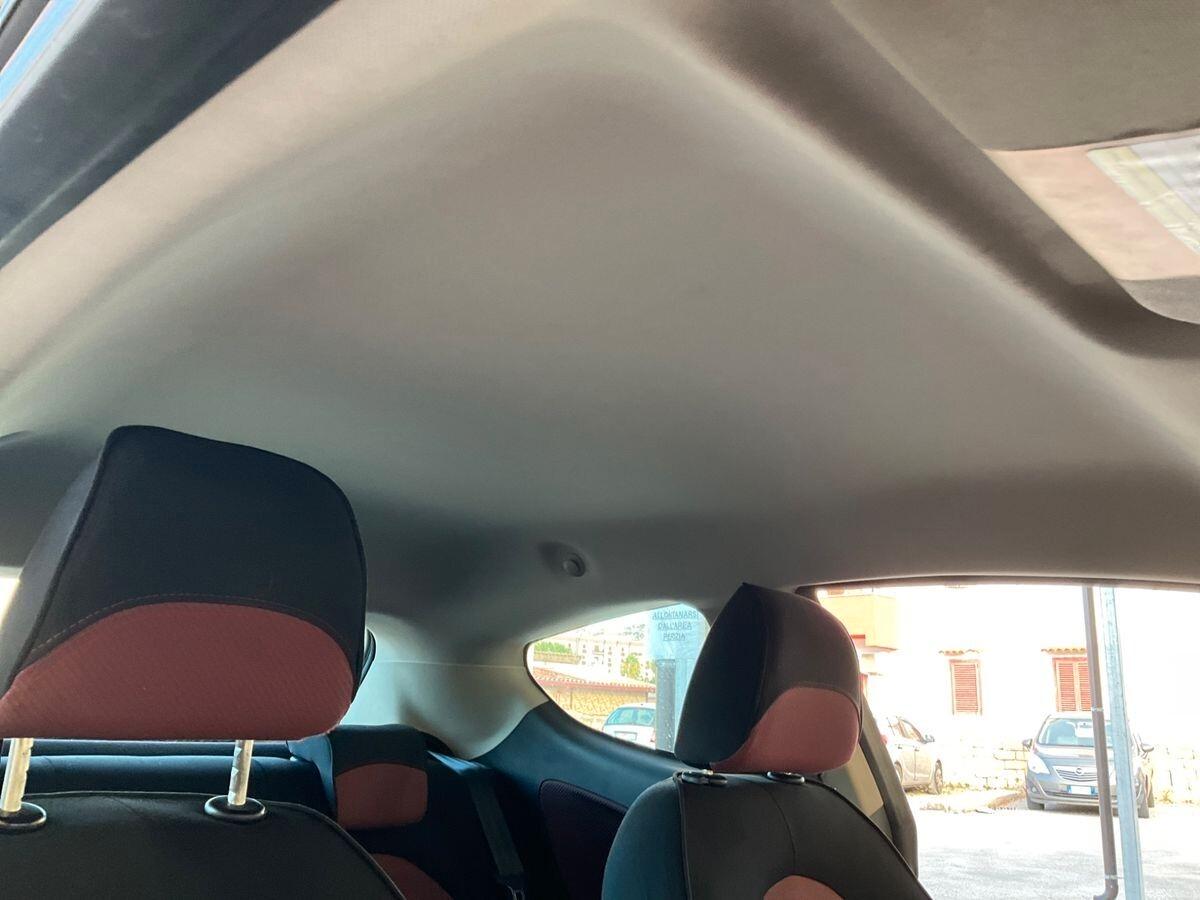 Alfa Romeo MiTo 1.6 JTDm 16V Distinctive Premium Pack