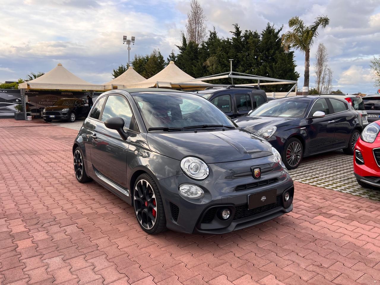 Abarth 595 C 1.4 Turbo T-Jet 180 CV Competizione