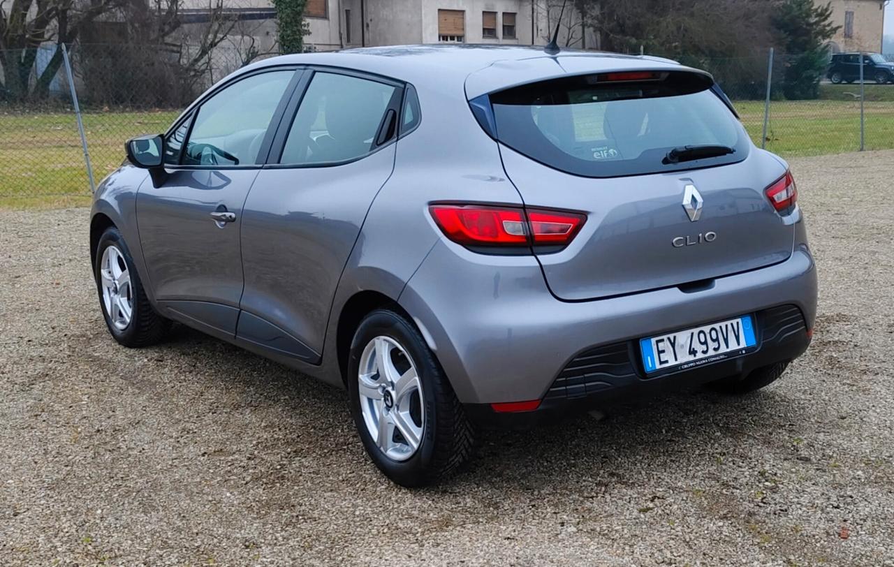 Renault Clio 1.2 75CV 5 porte Costume National