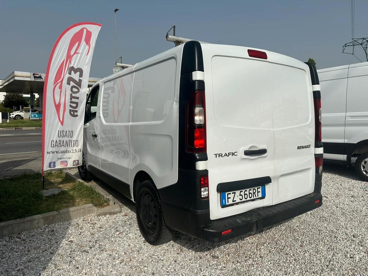 Renault Trafic T27 2.0 dCi 120CV PC-TN Furgone