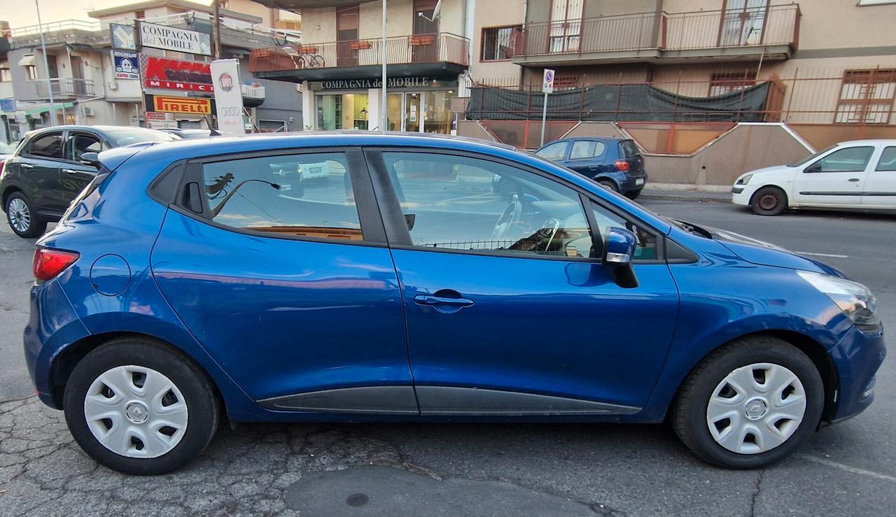 Renault Clio dCi 8V 75 CV 5 porte Business