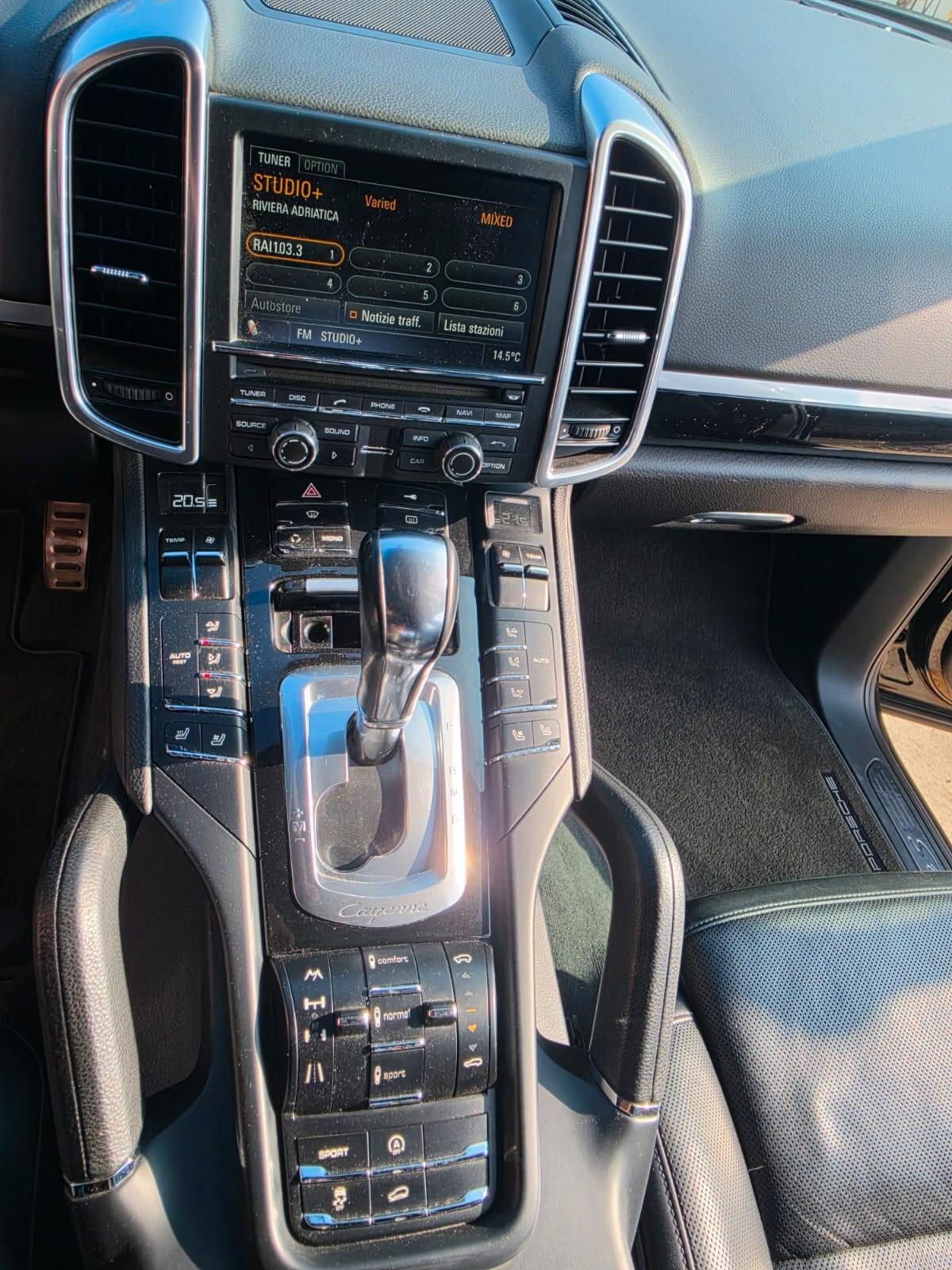 Porsche Cayenne 4.8 S