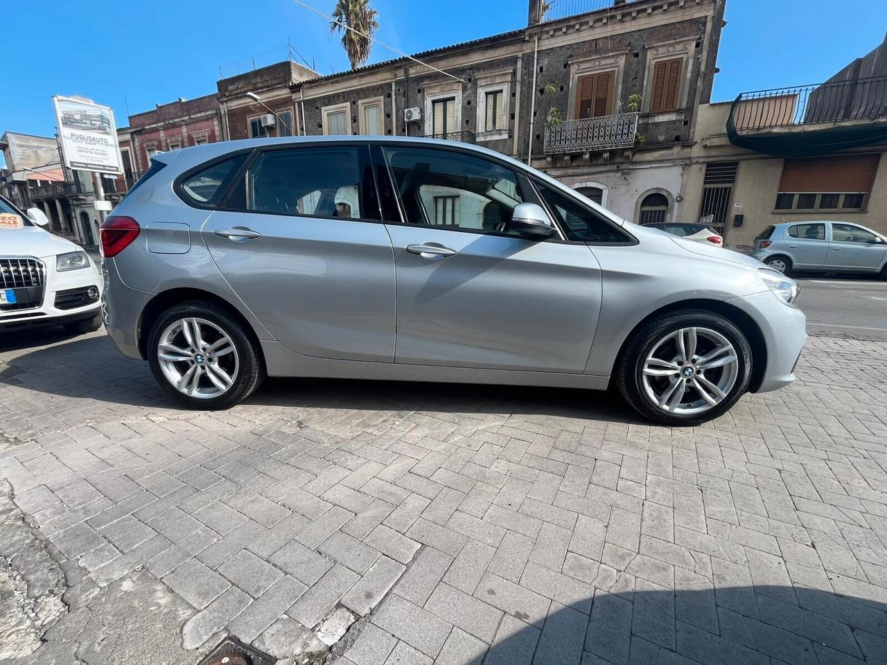 Bmw 2er Active Tourer 218d Sport