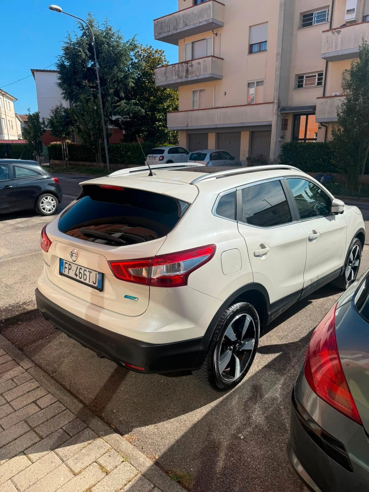 Nissan Qashqai 1.5 dCi Tekna