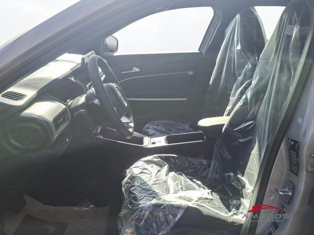 JEEP Avenger E-Hybrid Summit