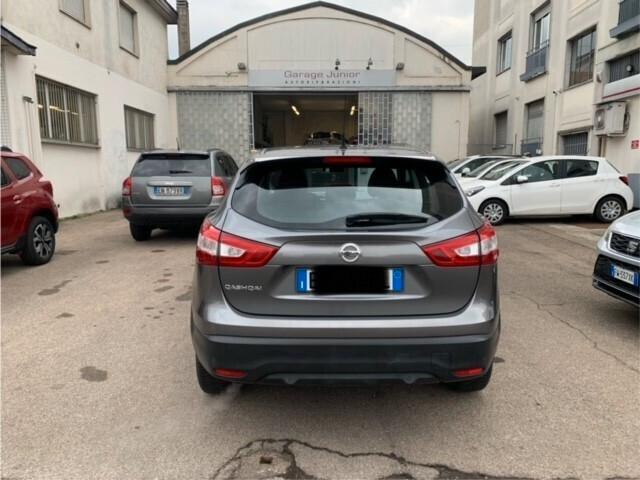 Nissan Qashqai 1.2 DIG-T Acenta