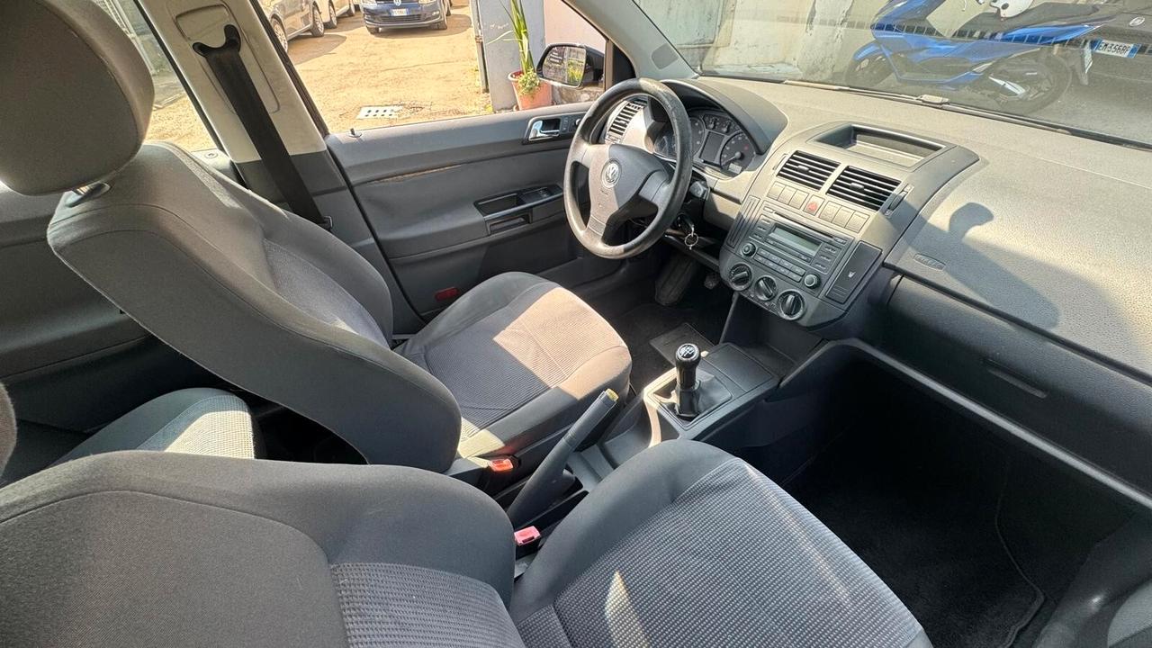 Volkswagen Polo 1.4/80CV 16V 5p. Comfortline