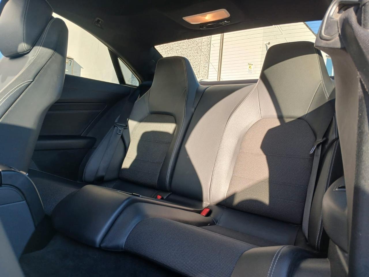 Mercedes-benz E 220 E 220 CDI Coupé Executive