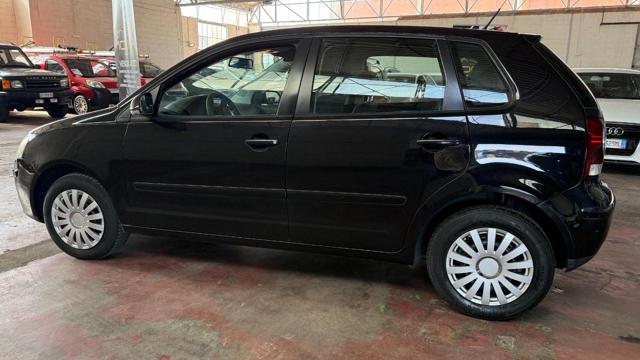 Volkswagen Polo 1.4/75CV 16V 5p. aut. Comfortline