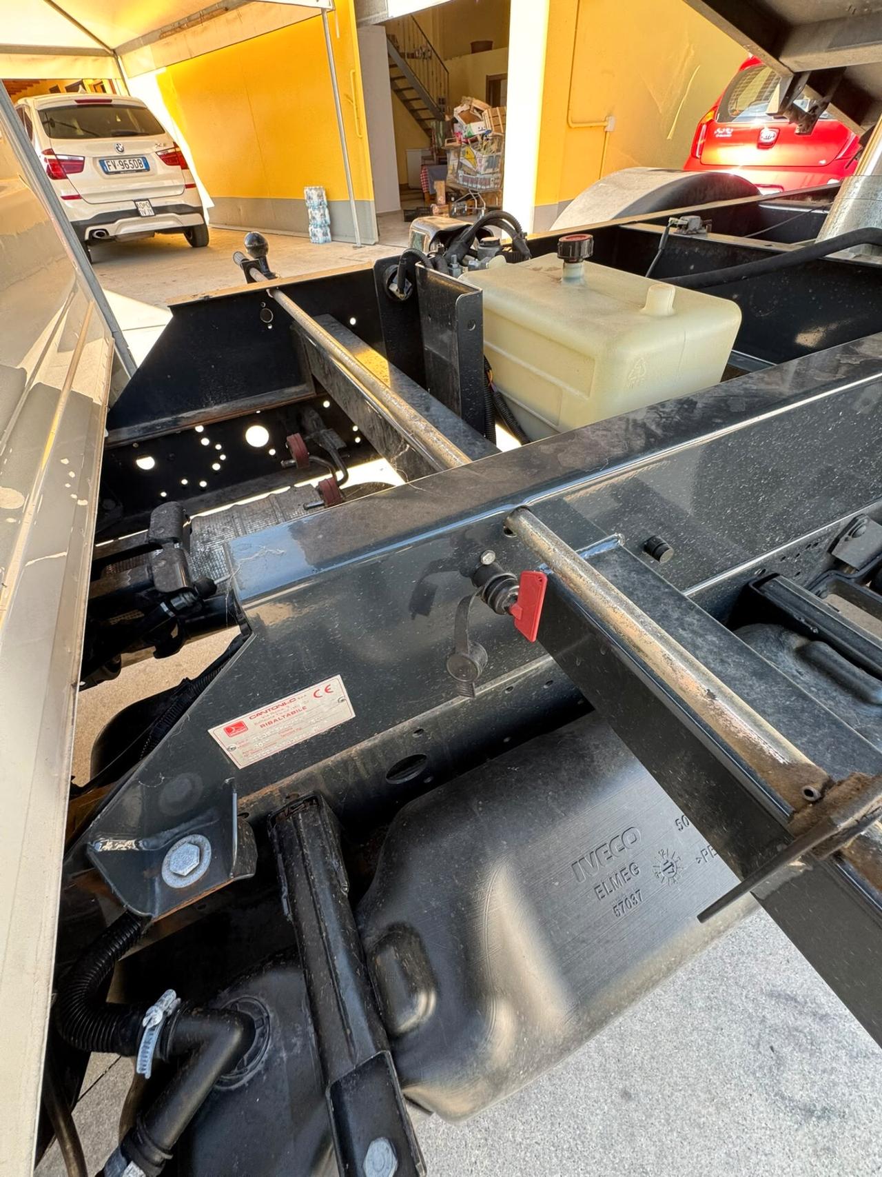 IVECO DAILY RIBALTABILE TRE LATI EURO6 - COME NUOVO