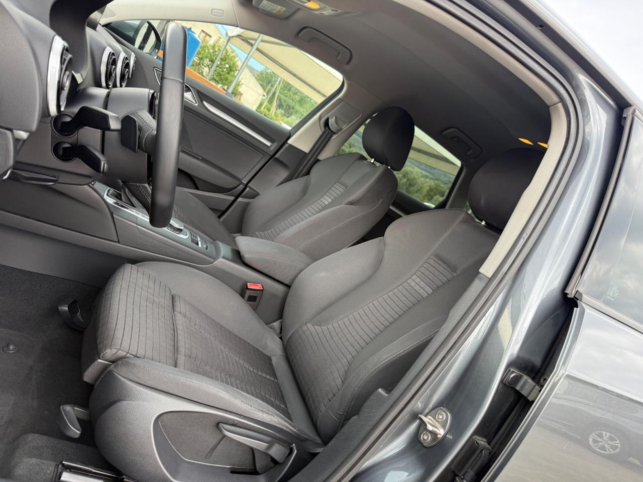 Audi A3 2.0 TDI 150 CV S tronic Attraction