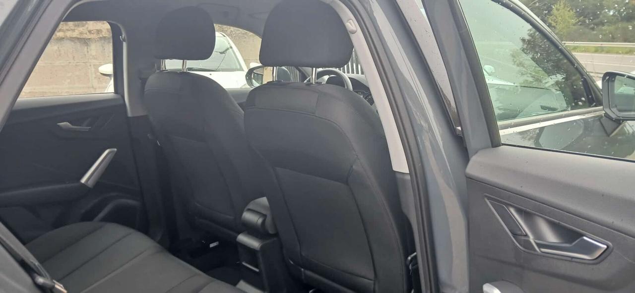 Audi Q2 35 2.0 TDI 150cv Stronic Identity Black - 2020