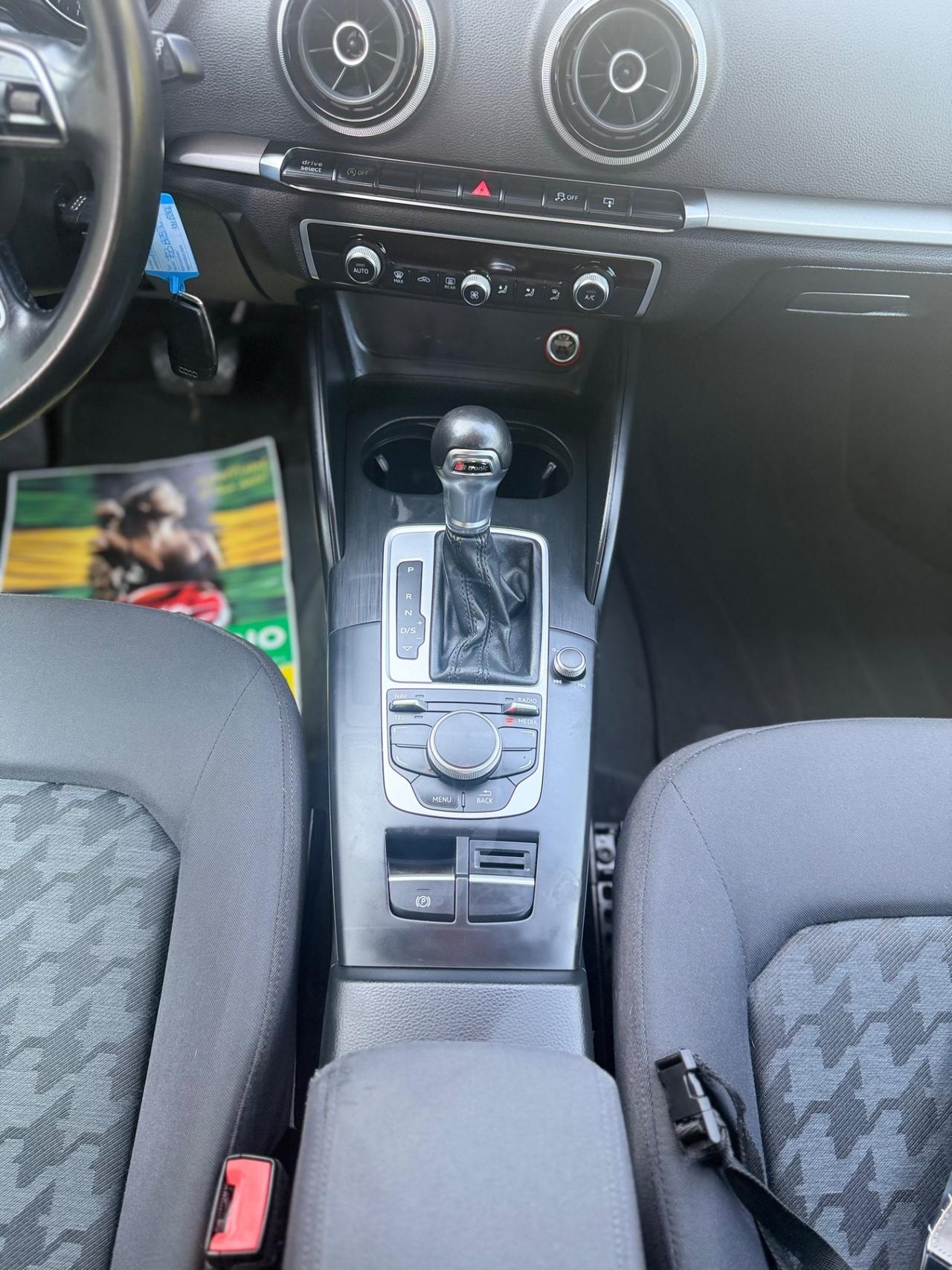 Audi A3 1.6 TDI clean diesel*Automatik*Navi*Neopatentati*