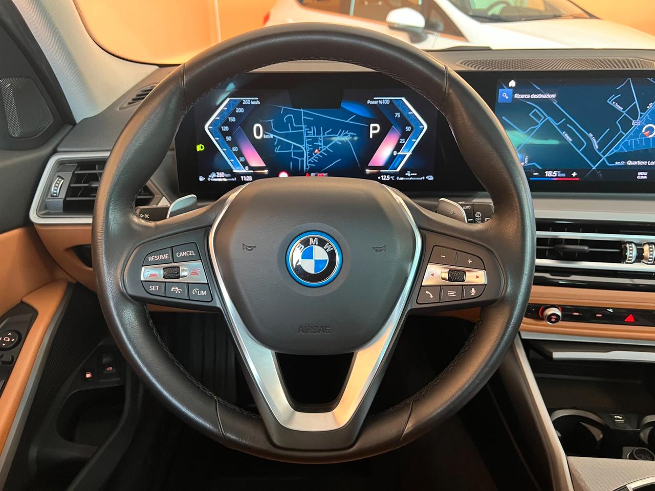 Bmw 330e G21 Touring auto