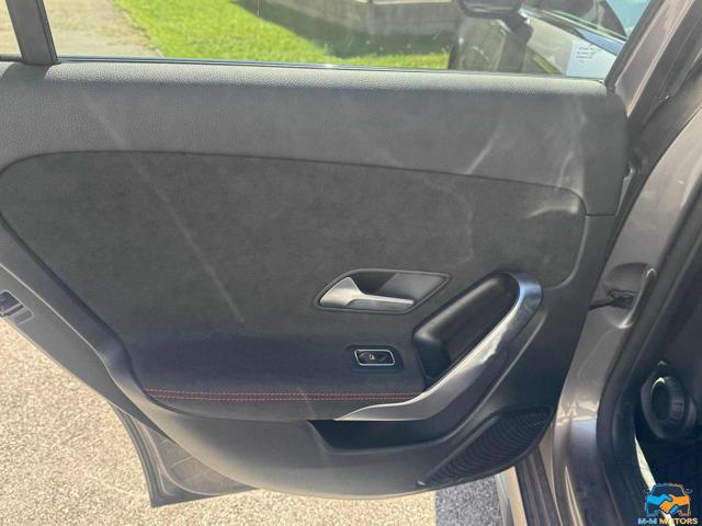 MERCEDES-BENZ A 180 d Automatic Sport