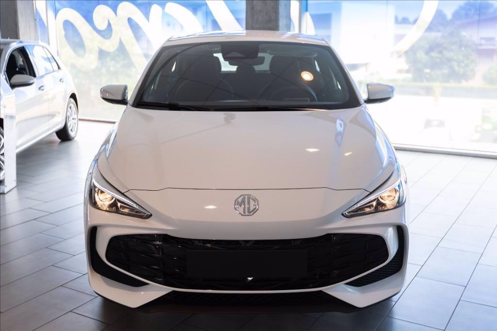 MG MG3 1.5 hybrid+ Standard auto del 2025