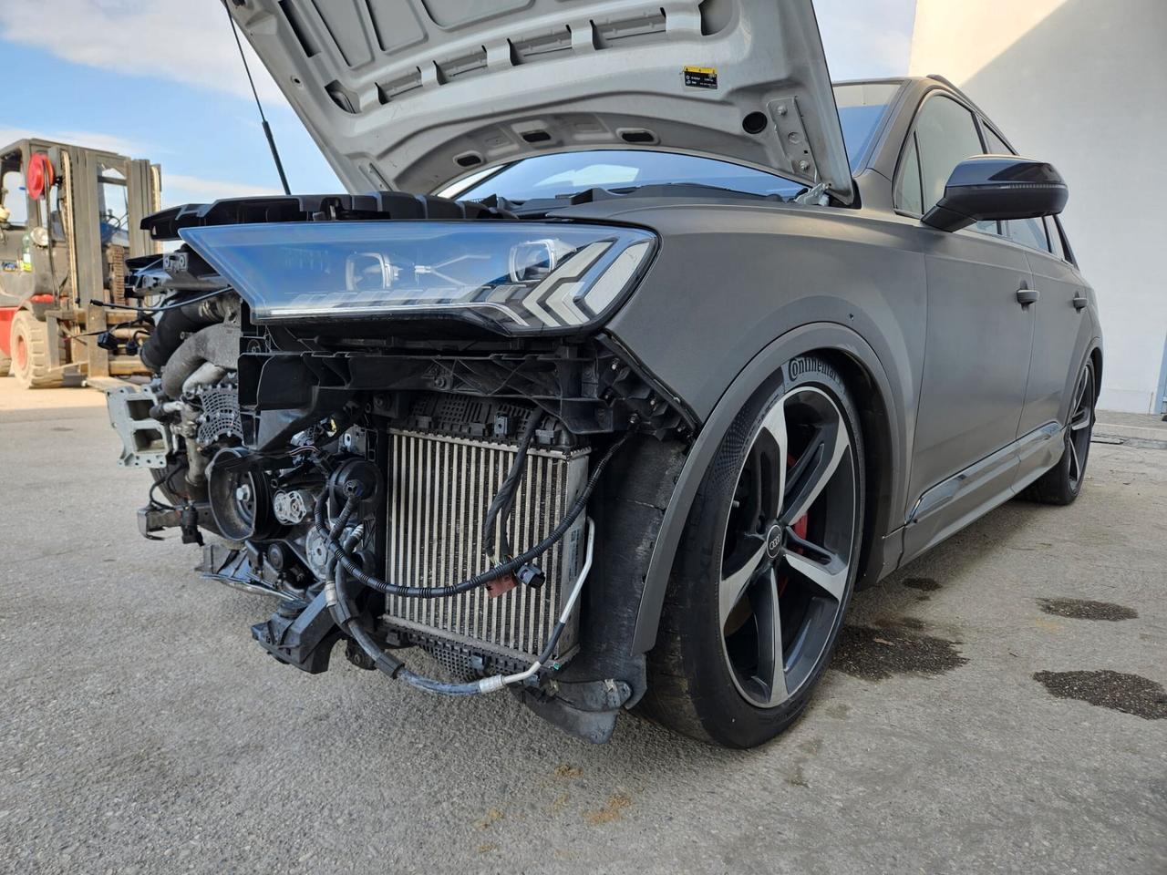Audi SQ7 4.0 tdi Sport quattro tiptronic 7 pti INCIDENTATA