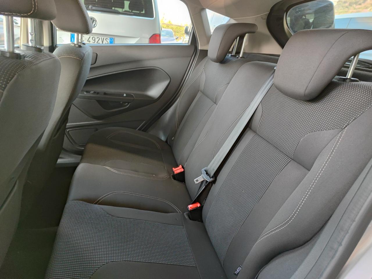 Ford Fiesta 1.4 5p. Bz.- GPL Titanium