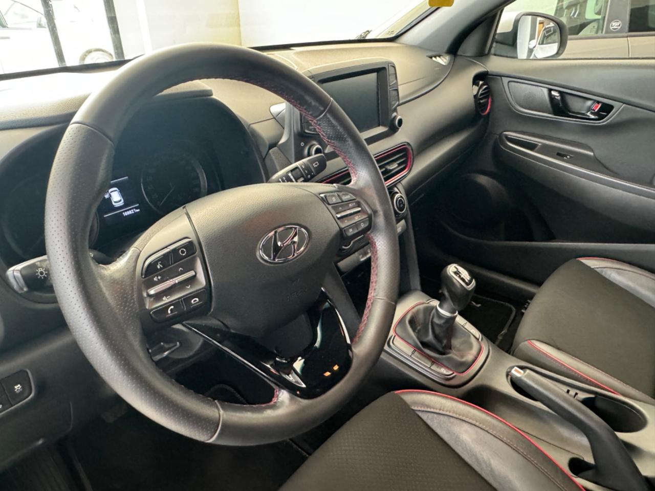 Hyundai Kona 1.0 T-GDI Xpossible