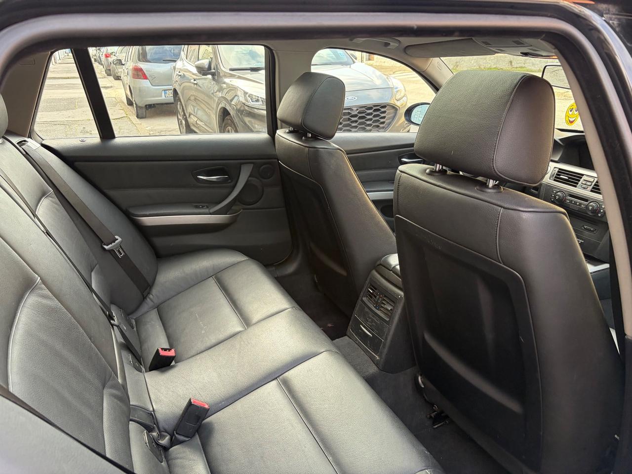 Bmw 320d cat Touring Attiva AUT.