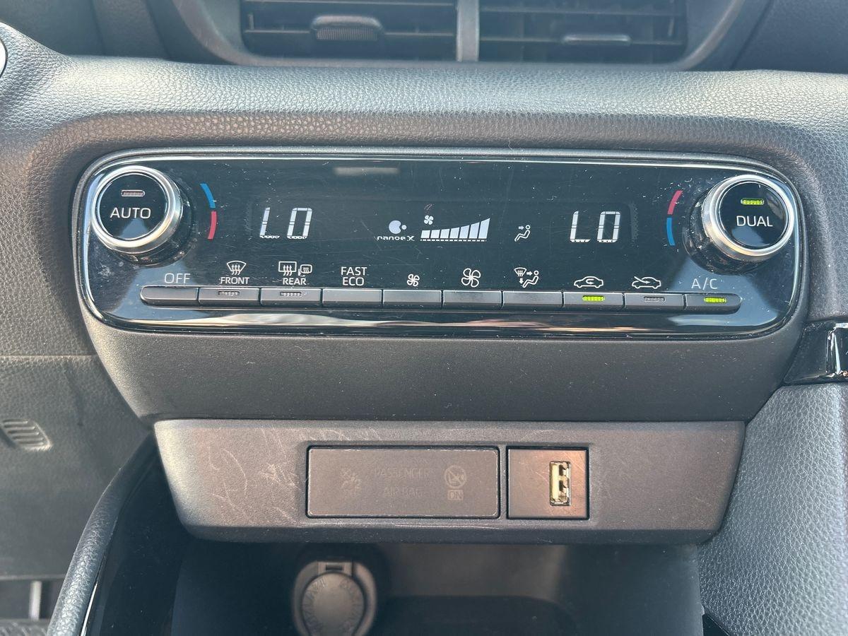 TOYOTA Yaris IV 2020 - Yaris 1.5h Lounge