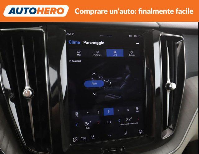 VOLVO XC60 B4 (d) AWD automatico Plus Dark