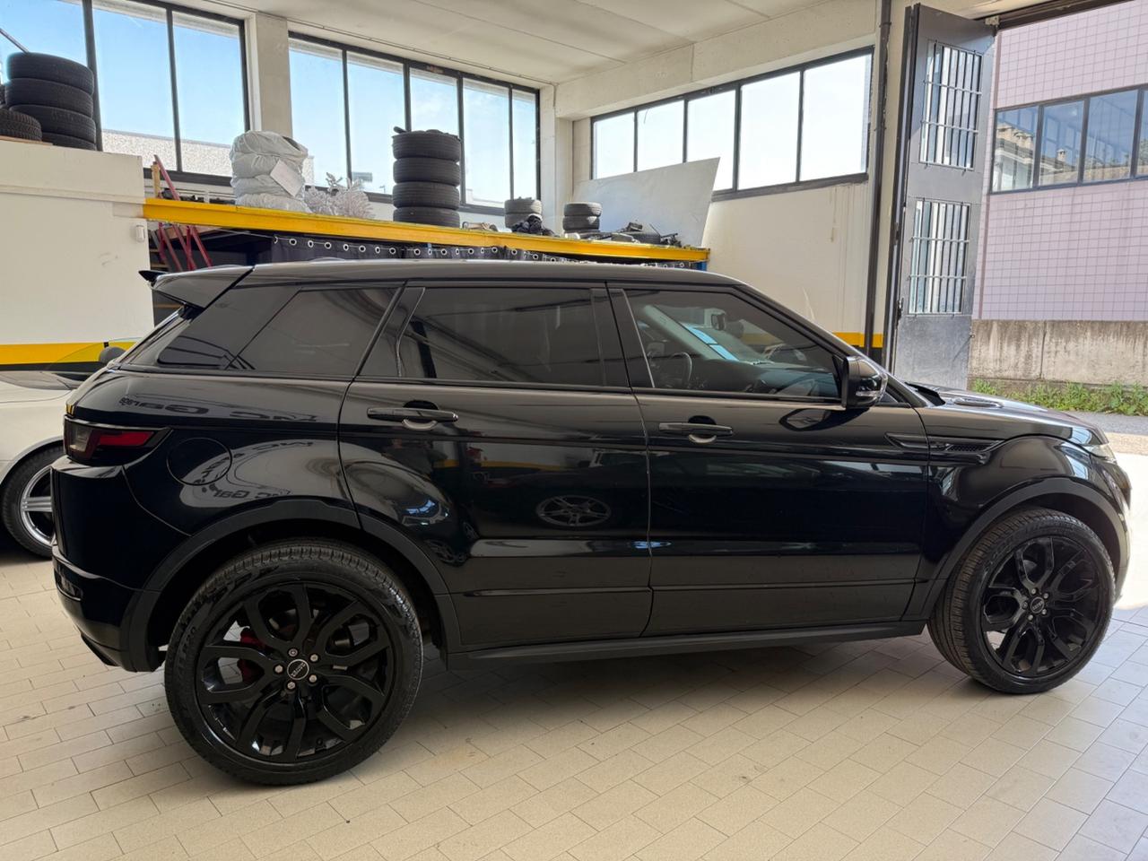 Land Rover Range Rover Evoque Range Rover Evoque 2.2 TD4 5p. Dynamic