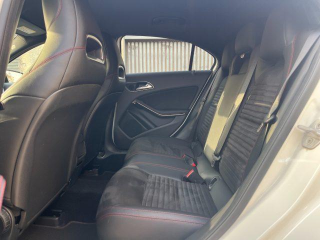 MERCEDES-BENZ A 180 d Premium AMG