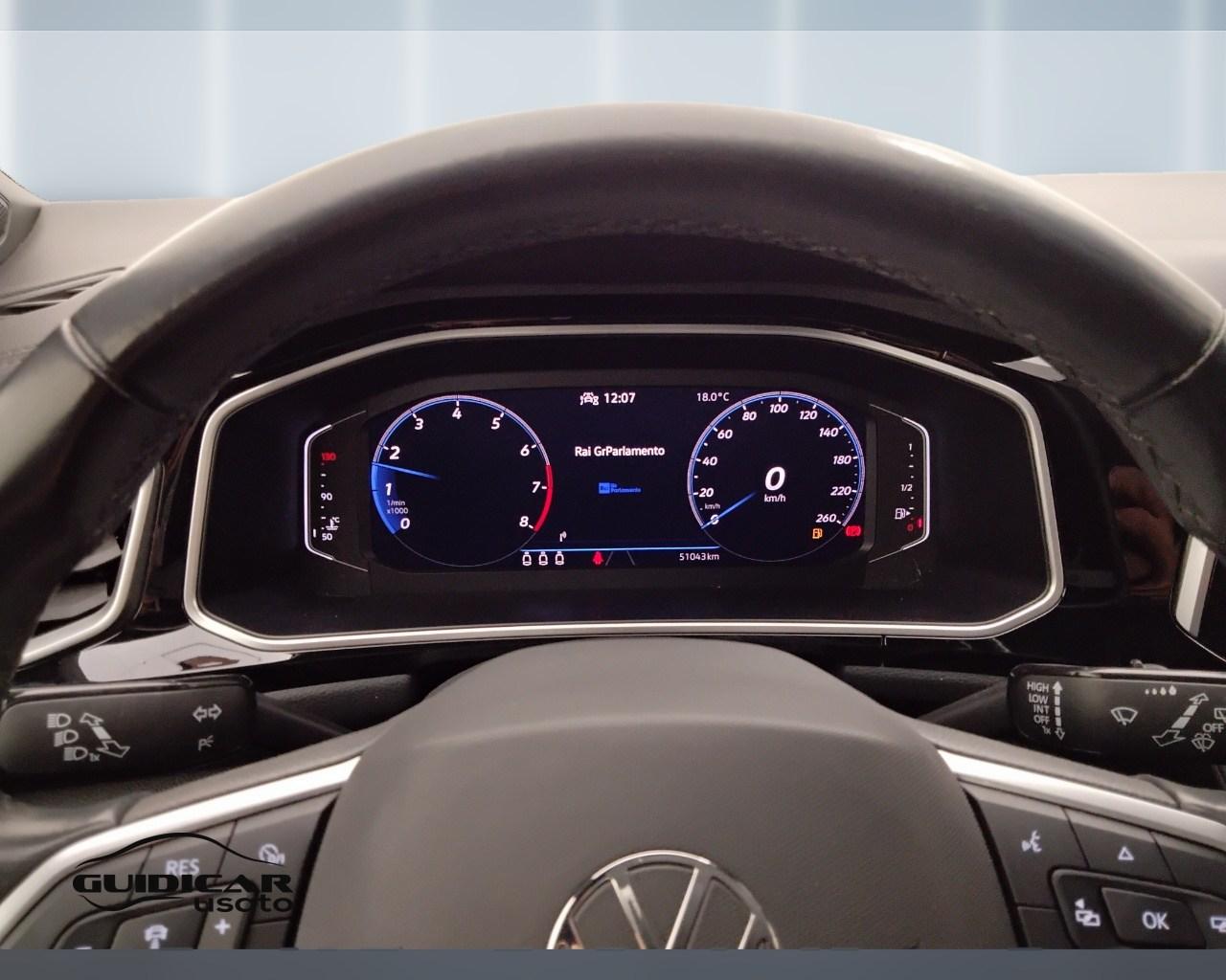 VOLKSWAGEN T-Roc I 2022 - T-Roc 1.0 tsi R-Line 110cv