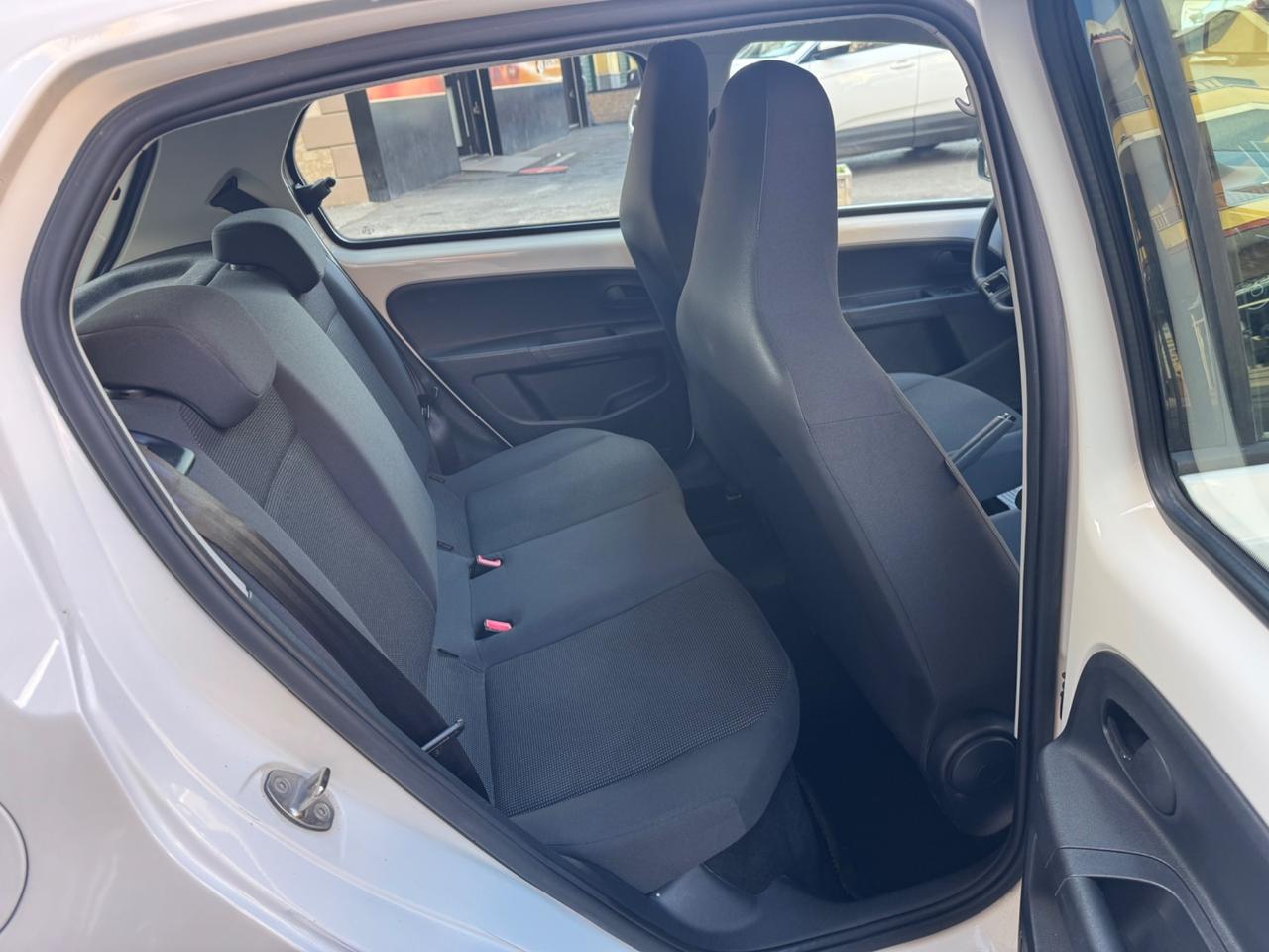 Volkswagen up! 1.0 5p. club