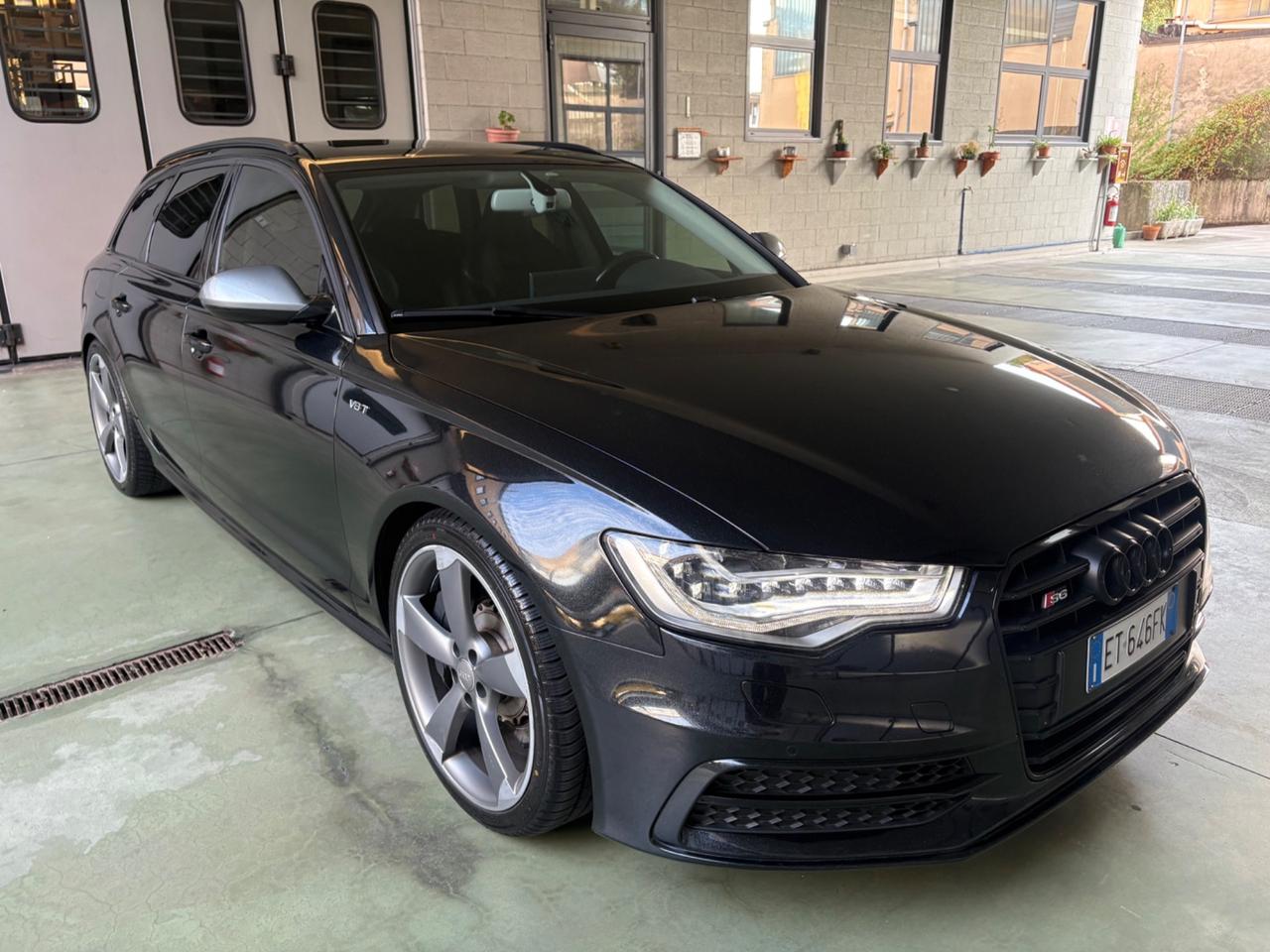 Audi A6 S6 Avant 4.0 TFSI quattro S tronic 617CV
